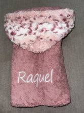 Load image into Gallery viewer, Zandino Leo Wildrose/Snowy Rose Oversized Hooded Towel
