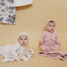 Load image into Gallery viewer, Bee &amp; Dee White Bird Print Collection Layette Set
