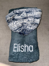 Load image into Gallery viewer, Zandino Mason Jeans Oversize Hooded Towel
