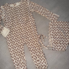 Load image into Gallery viewer, Lovely Littles Rose Willow Printed Stretchie and Bonnet
