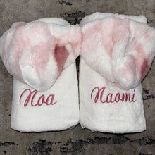 Load image into Gallery viewer, Confetti Mauve/White Cloud Oversized Hooded Towel
