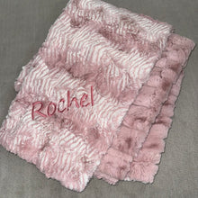 Load image into Gallery viewer, Zandino Charlotte Snowy Rose Minky Blanket
