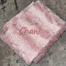 Load image into Gallery viewer, Zandino Charlotte Snowy Rose Minky Blanket
