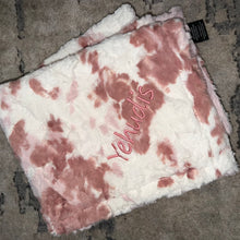 Load image into Gallery viewer, Winx + Blinx Spot Nature Minky Blanket
