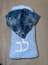 Load image into Gallery viewer, Winx + Blinx Galaxy Blue Oversized Hooded Towel
