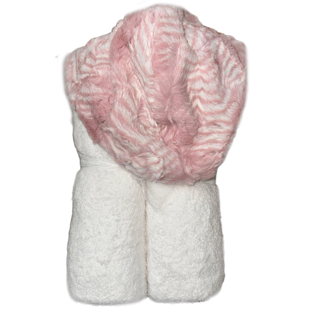 Zandino Charlotte Mauve/White Towel Oversize Hooded Towel