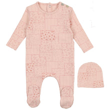Load image into Gallery viewer, Bee &amp; Dee Pink Base Multi Floral Design Stretchie with Beanie
