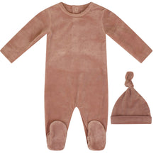 Load image into Gallery viewer, Kipp Baby Mauve Dot Velour Stretchie and Beanie
