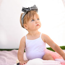 Load image into Gallery viewer, Niccesories Cream Butter Soft Baby Bow Headband
