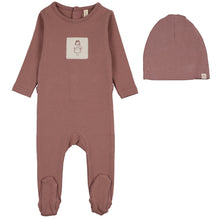 Load image into Gallery viewer, Lilette Mauve Graphic Tag Stretchie with Beanie
