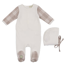 Load image into Gallery viewer, Mon Tresor Ivory &amp; Taupe Aren&#39;t You Plaid Velour Gift Set
