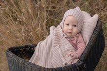 Load image into Gallery viewer, Marled Pink Ribbed Knit Blanket and Bonnet Set
