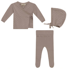 Load image into Gallery viewer, Bebe Bella Beige Knitted Wrap Baby Set
