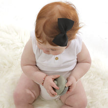 Load image into Gallery viewer, Adora Baby Scuba Bow Clip- Black
