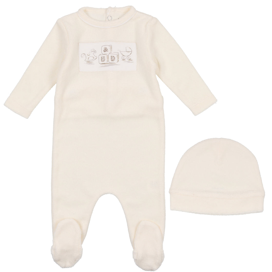 Bee & Dee Ivory Terry with Center Print Collection Stretchie and Beanie